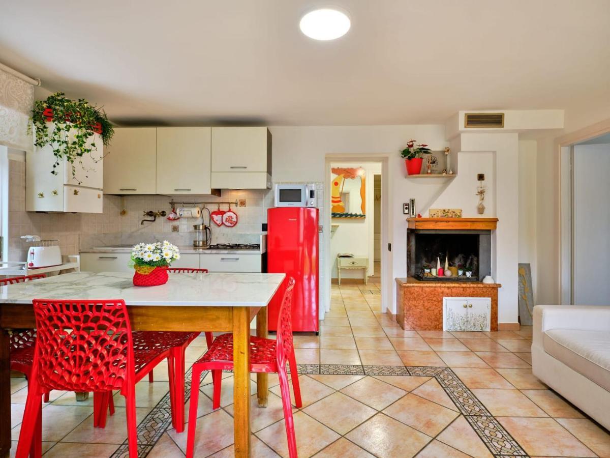 Domus Garda Apartment Гарда Екстериор снимка