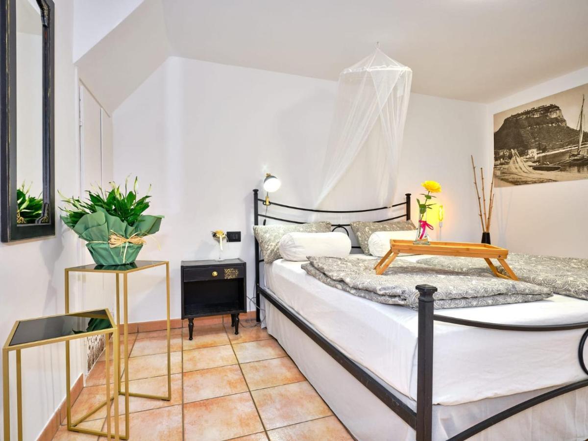 Domus Garda Apartment Гарда Екстериор снимка