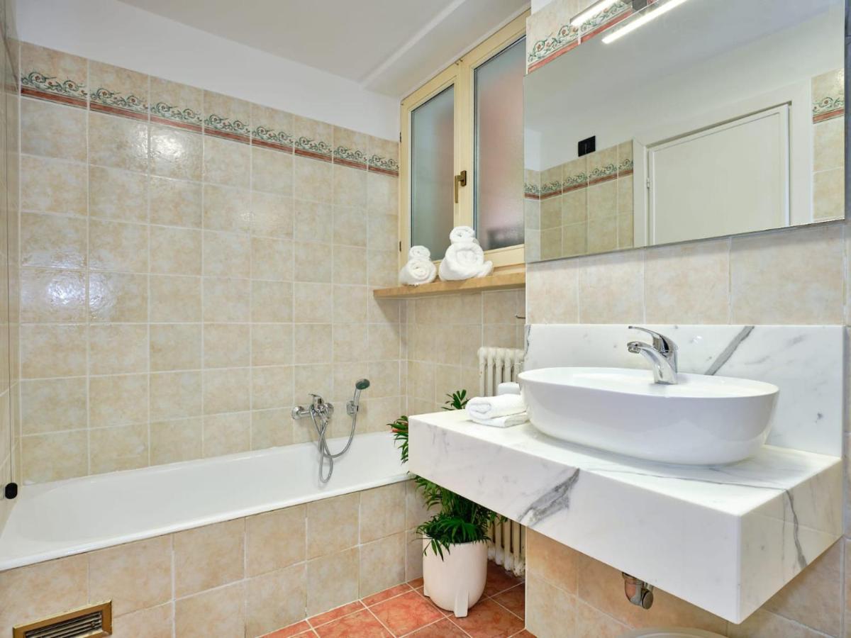 Domus Garda Apartment Гарда Екстериор снимка