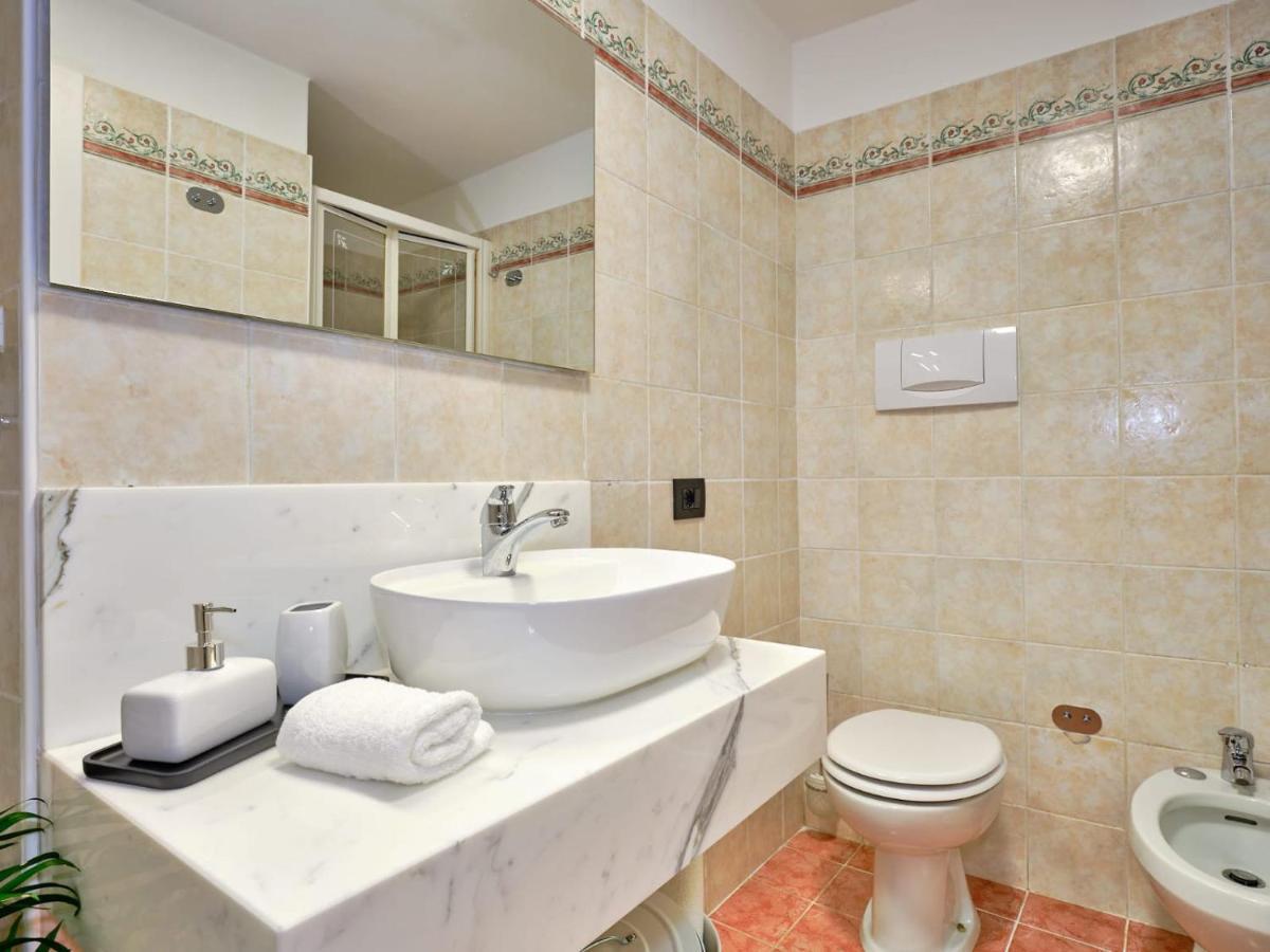 Domus Garda Apartment Гарда Екстериор снимка